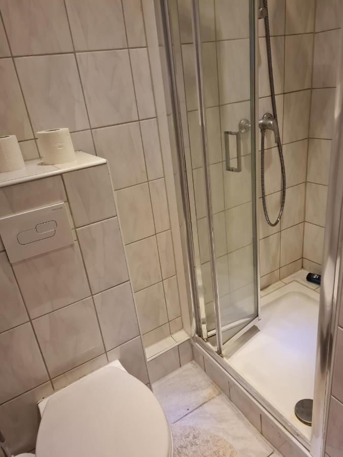 Hannover-Linden, Falkenstr.1 Ap. 1 Екстериор снимка