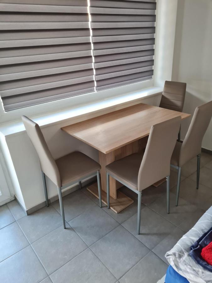 Hannover-Linden, Falkenstr.1 Ap. 1 Екстериор снимка