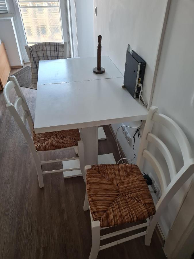 Hannover-Linden, Falkenstr.1 Ap. 1 Екстериор снимка