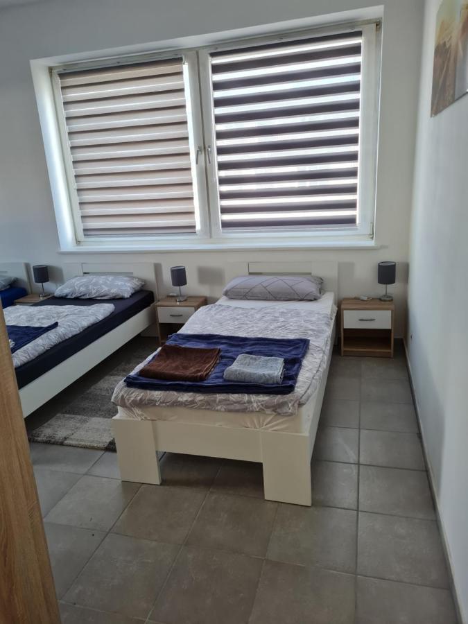 Hannover-Linden, Falkenstr.1 Ap. 1 Екстериор снимка